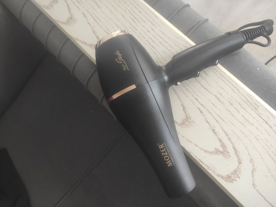 Фен mozer б/у. В хорошем состоянии