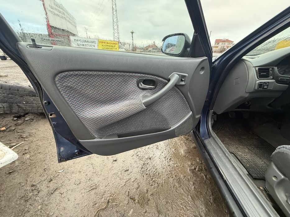 Хонда  сивик  1.5 бензин  114 кс  1998г на части