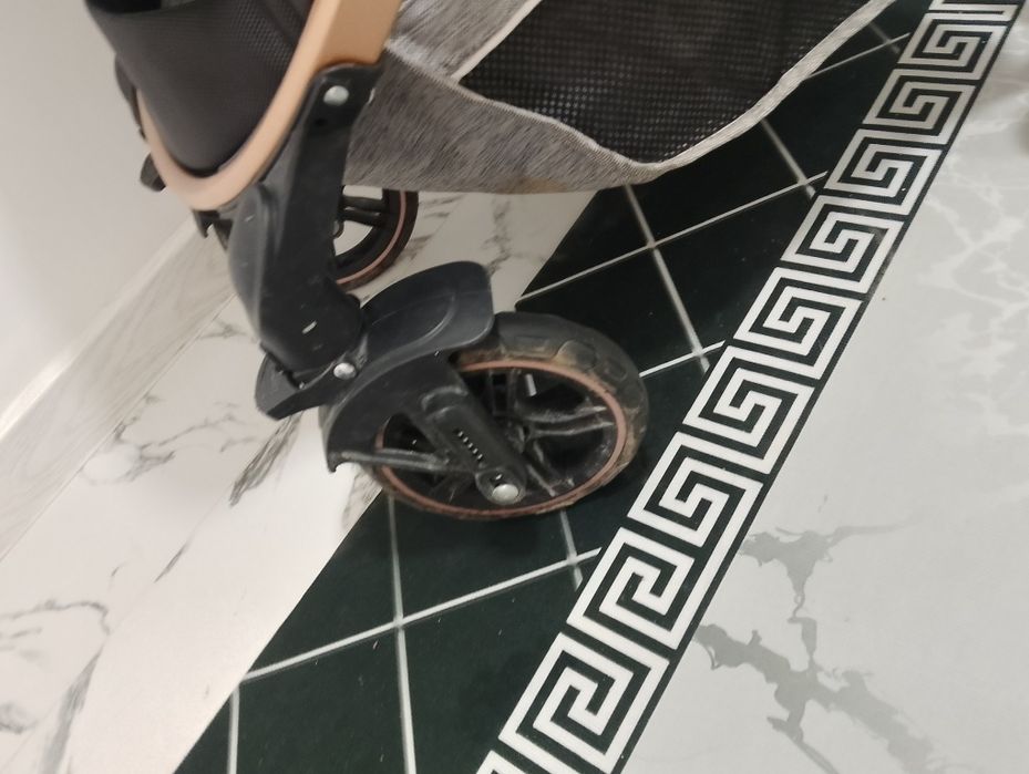 Коляска Текнум сатылады