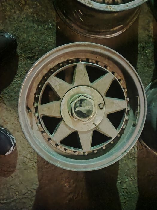 Диски ауди 80 продам