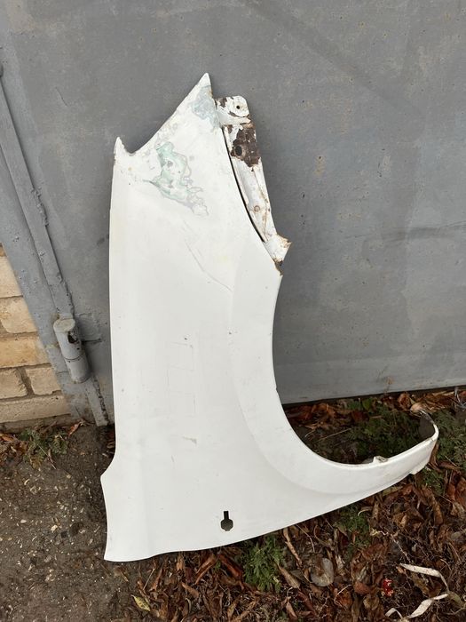 Крыло правое металл Лада Калина