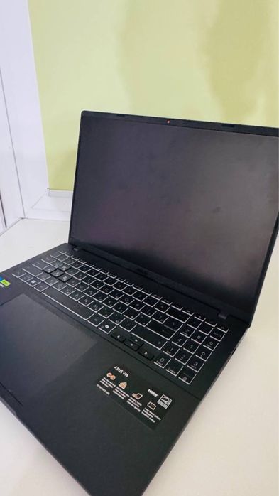 СРОЧНО! Игровой ноутбук asus v16