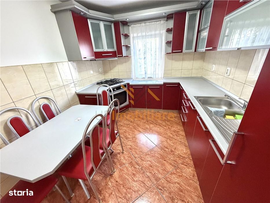 Apartament Cu 3 Camere | Decomandat |  De Inchiriat | Decebal | Oradea