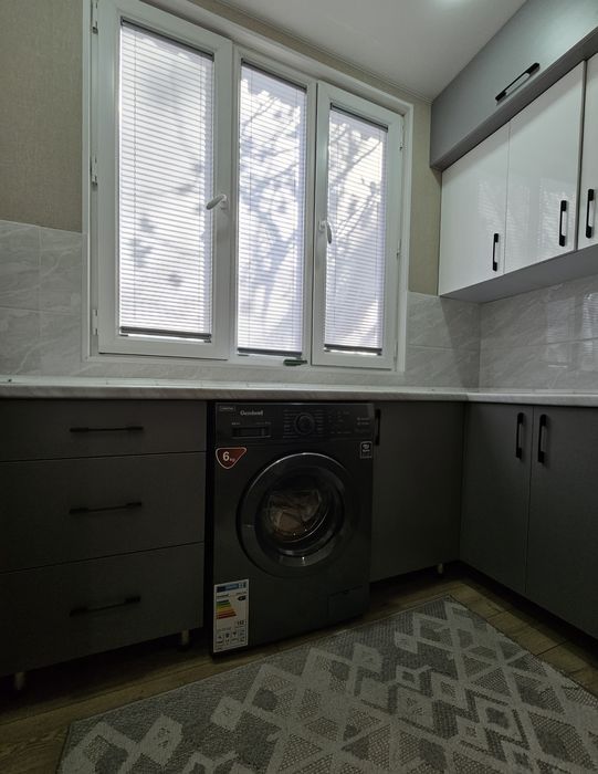 Метро Хамза улица Мукими продаю Однокомнатную