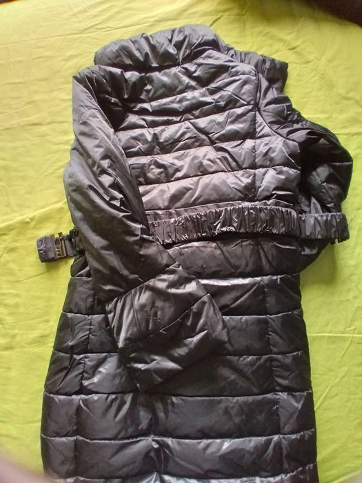 Черна пухенка - /дълго дамско манто/ - внос Италия, чисто ново