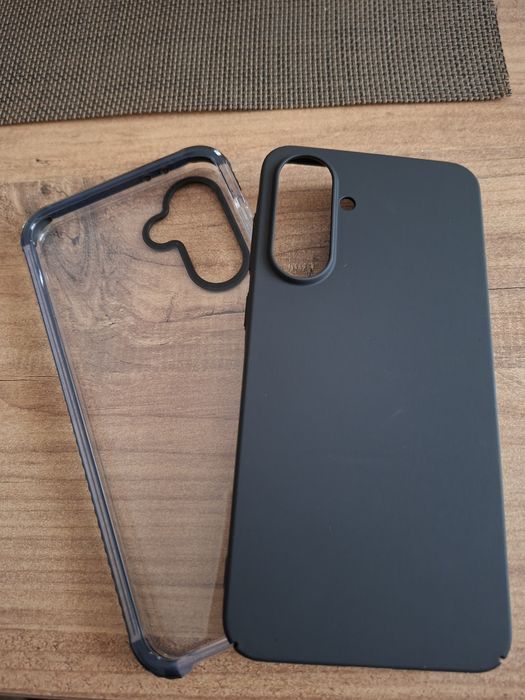 Усилен кейс за Самсунг а56 с подарък нов черен матов