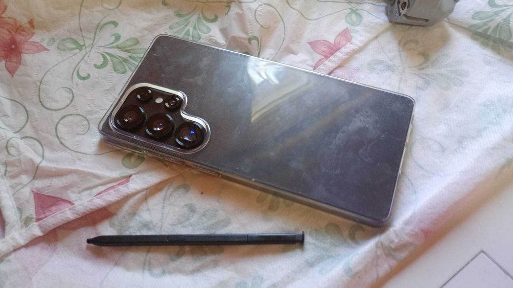 Telefon mobil de vânzare