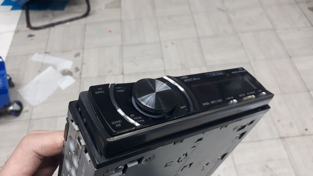 PIONEER 6050 BLUTUS bunaqasi bitta AUX SD spar matiz nexia lasetti