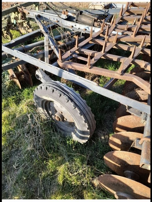 Tractor UTB U650 si utilaje