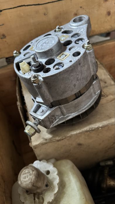 Нова Части за Москвич