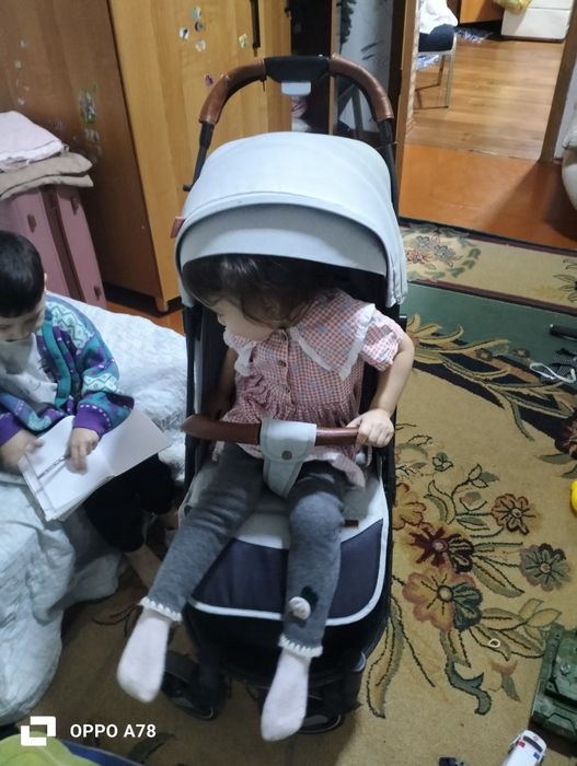 Коляска  за 8000