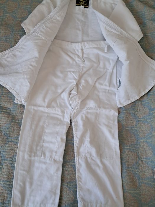 Продам Кимоно(дзюдо)