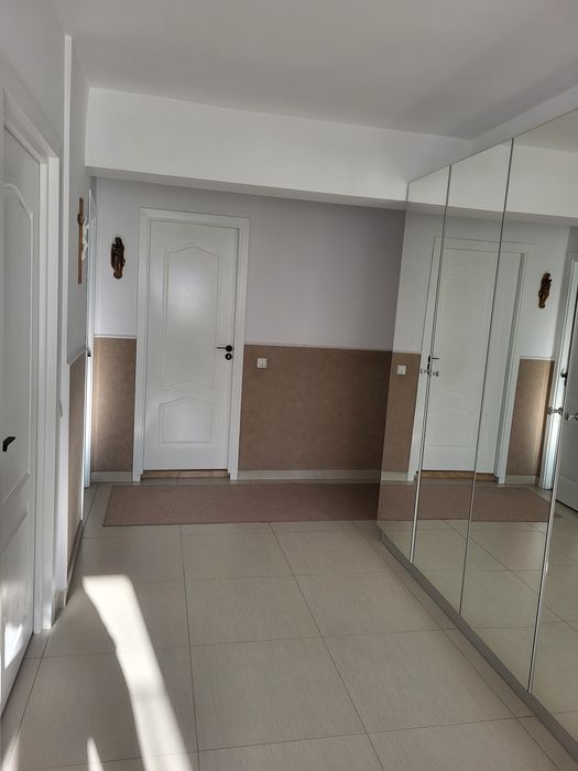 PF vând apartament 2camere zona Jisk