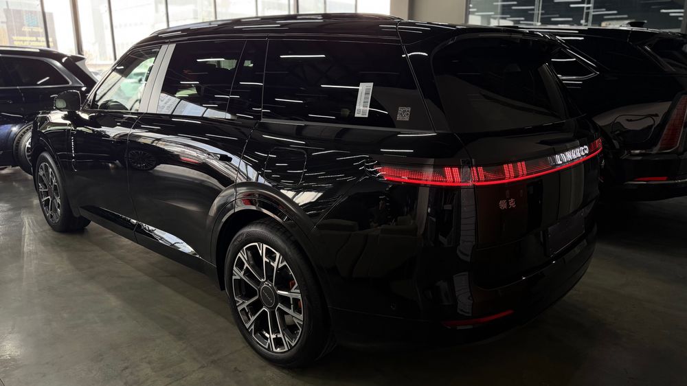 Lynk&co 900 1.5T Sitiladi