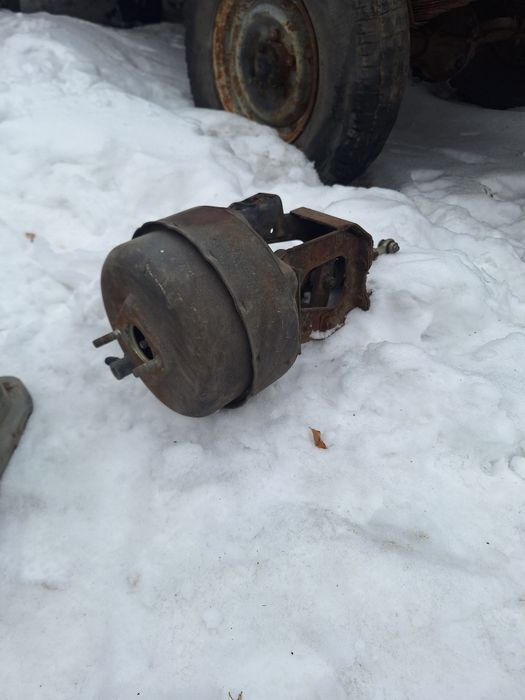 Запчасти волга уаз газ.