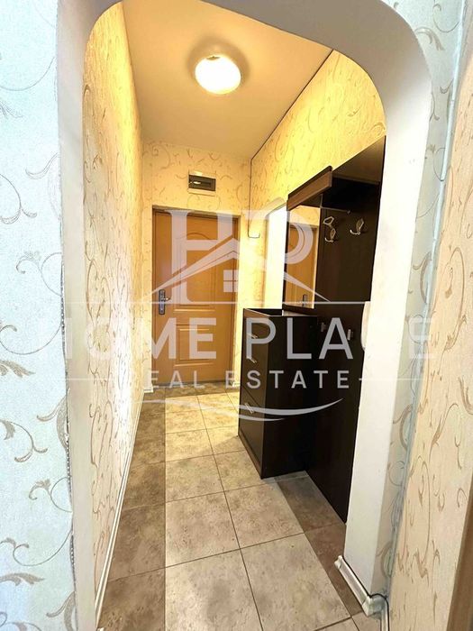 Двустаен апартамент в района на ж.к. Възраждане I