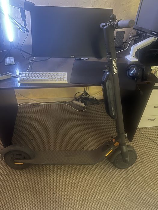 Электро самокат Ninebot KickScooter