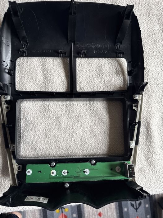 Rama consola centrala Mitsubishi ASX, Citroen C4 aircros