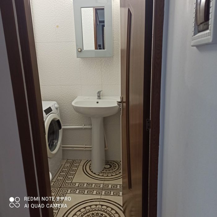 Proprietar închiriez apartament 3 camere zona Mall Vitan,649 Euto