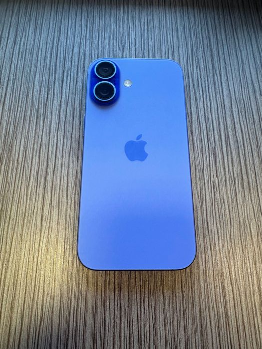 Като нов! Apple Iphone 16