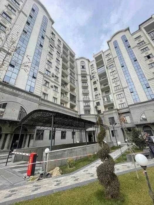 Продается 4х ком квартира, ЖК Мухташам, ор-р: Метро Минор, 117м²