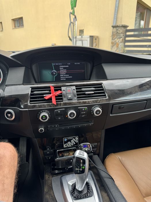 BMW 5 Series 0 — imagine 2