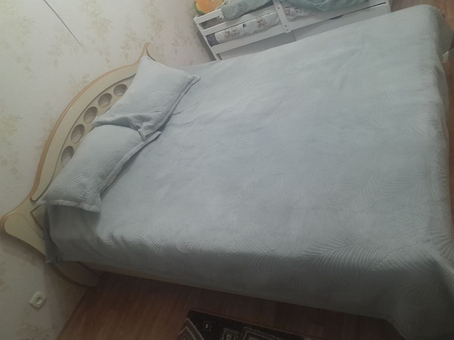 Продам кровать 2 х местный