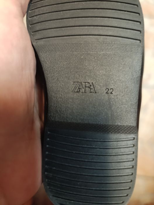 Обувки тип балеринки марка зара