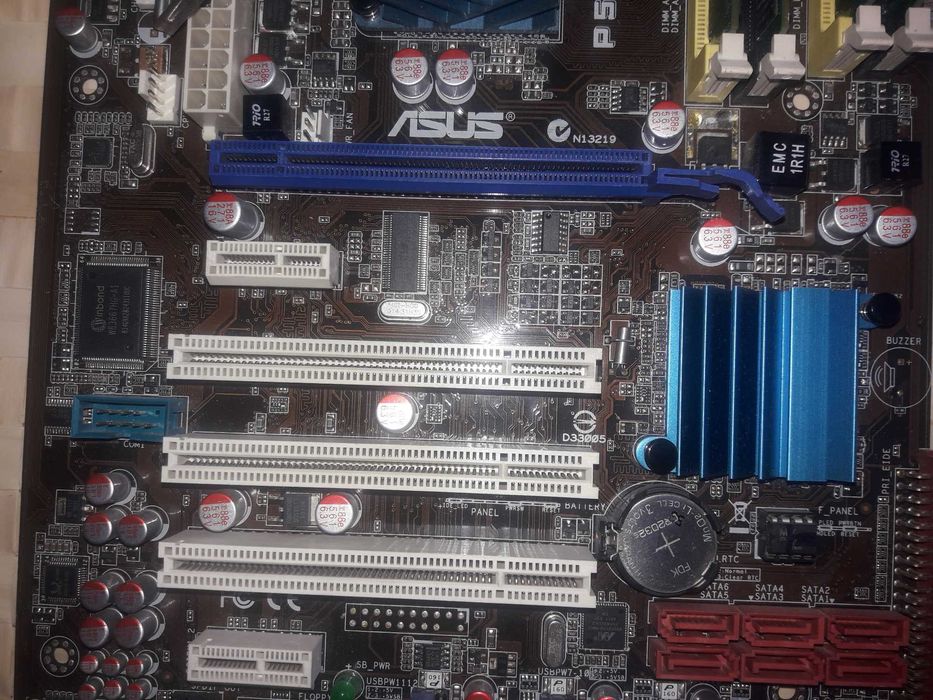 De vânzare Placă de bază ASUS P5QL-PRO socket 775 + Componente