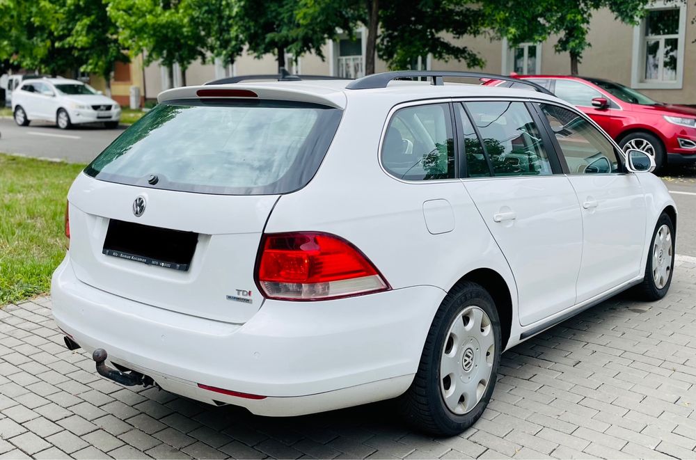 VOLKSWAGEN Golf 2011 — imagine 2