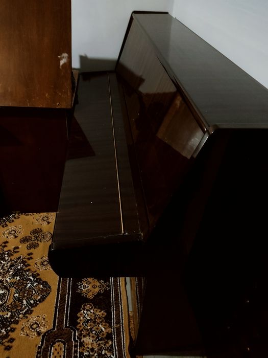 Срочно продается Пианино