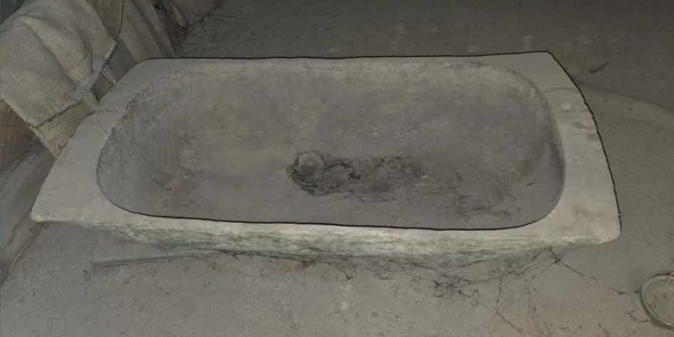Covată /albie veche lemn masiv, autentică, rustică, decor/ folosinta