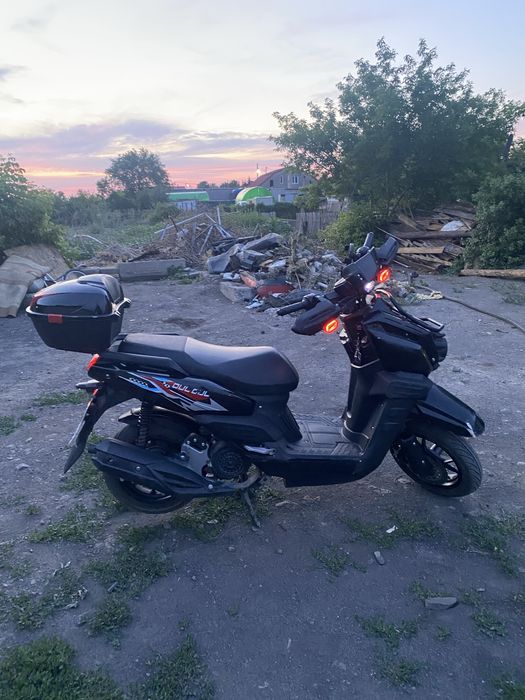 Продам скутер танк