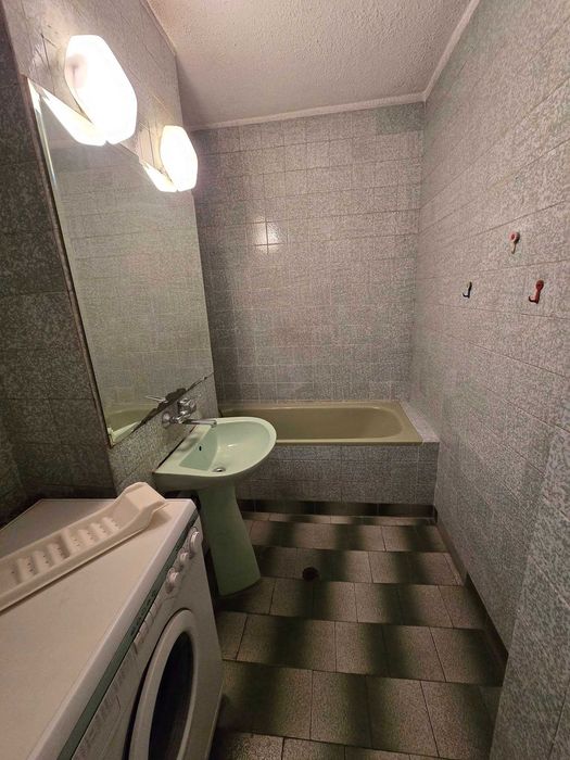 Тристаен апартамент в София