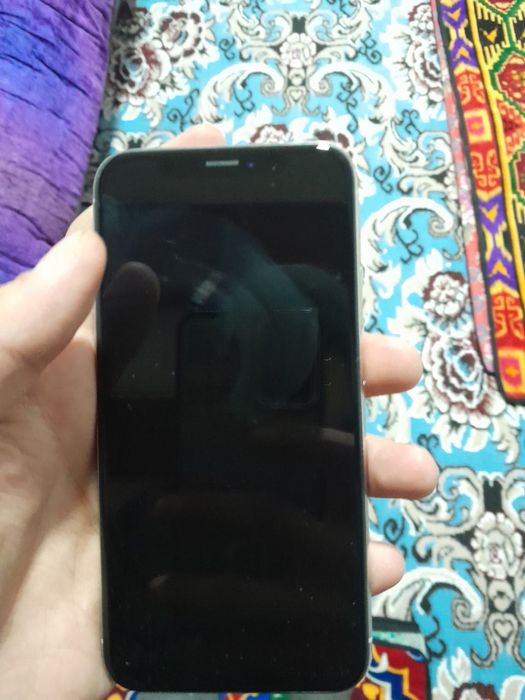 iPhone XS xolati yaxshi