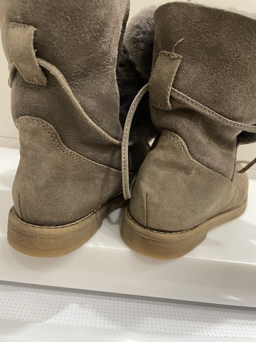 Зимние ботинки женские