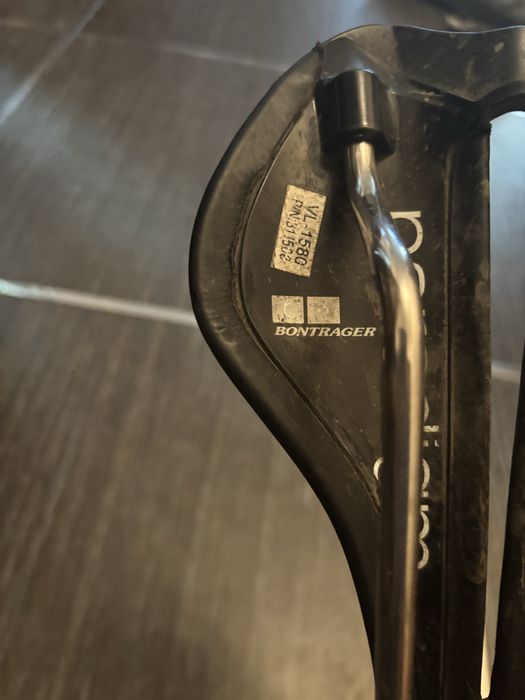 Велозапчасти седло, педали, флягодержатель, вынос