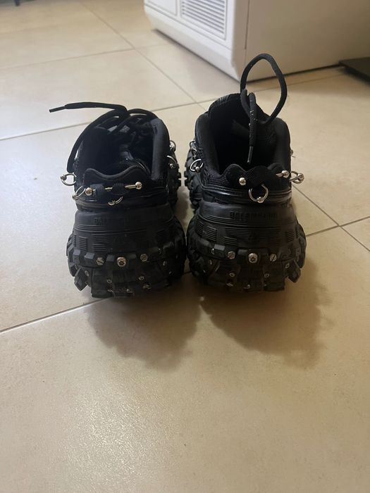 Balenciaga Defenders Piercing