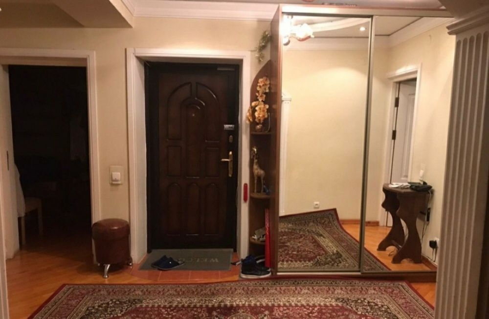 Сдаётся 3/2/6 в центре