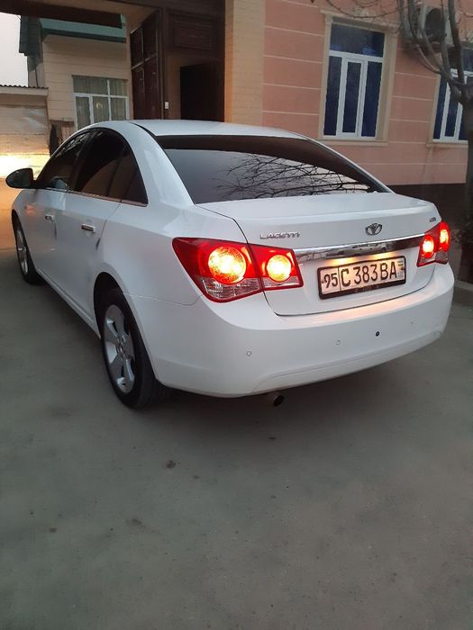 Lasetti kruze tozza moshina