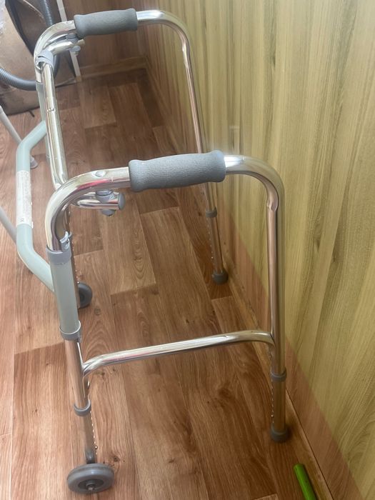 инвалидная каталка