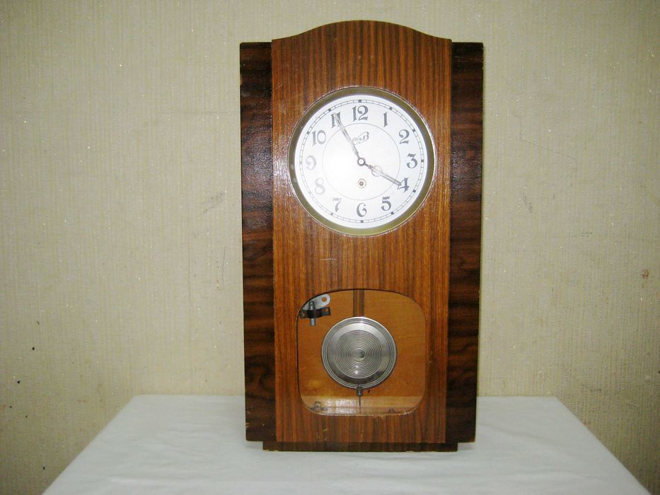 Часы ссср нерабочий отличном целом родном состоянии!