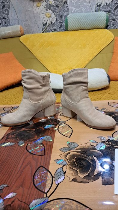 Дамски боти 38 номер
