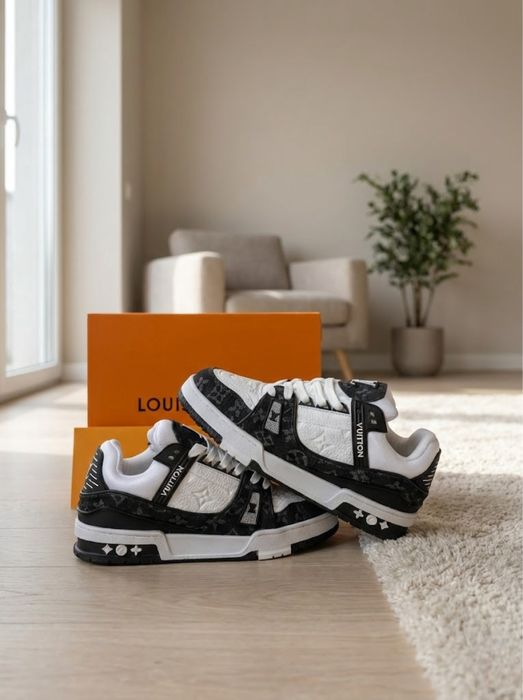 Adidasi L O U I S V U I T T O N Black Premium