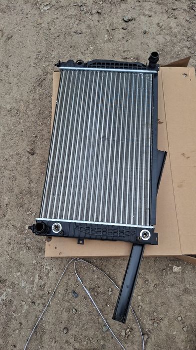 Продам радиатор охлаждения ауди