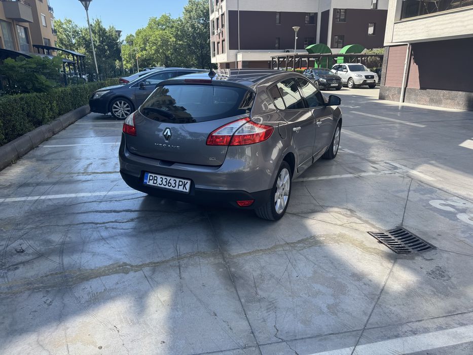 Renault Меган 2012 г Дизел