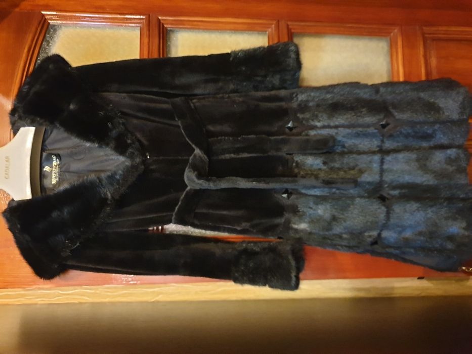 Продаю Норковую шубу