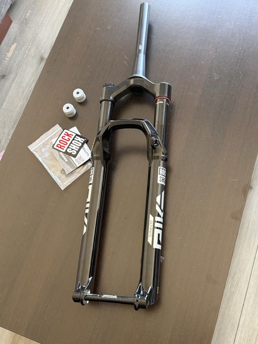 Furca Rockshox Pike Ultimate Charger 3 RC 2 Noua