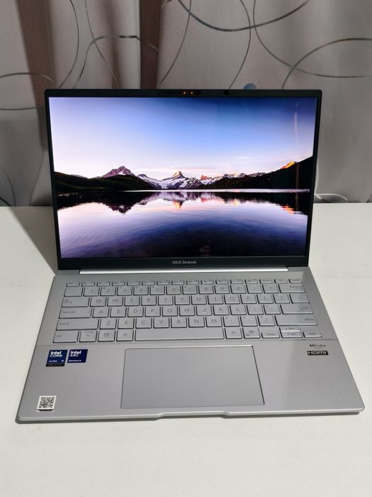 Продам ноутбук asus Zenbook 14