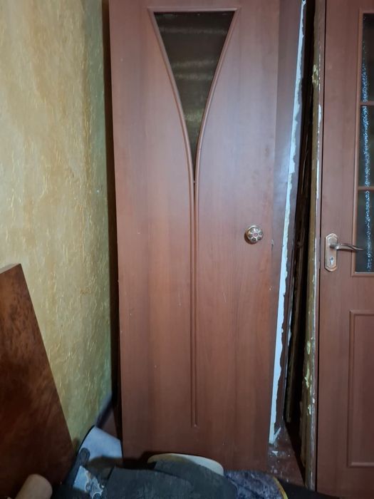 Межкомнатные Двери 11 штук б/у